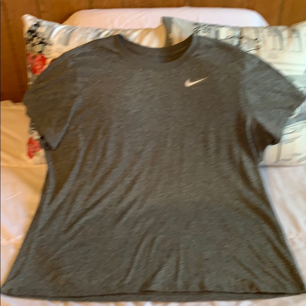 Women’s Nike Tee